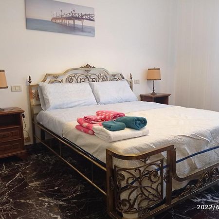 Appartamento Down Town Emily La Spezia Esterno foto